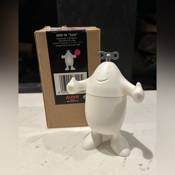 New in open box alessi salt mill - Picture 2 of 9